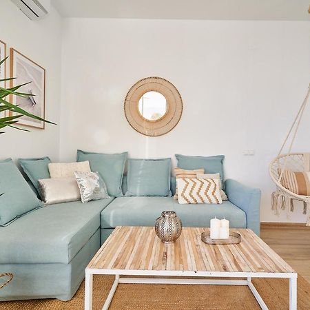 Sunset Beach Charming Apartment With Jacuzzi Τορρεμολίνος Εξωτερικό φωτογραφία