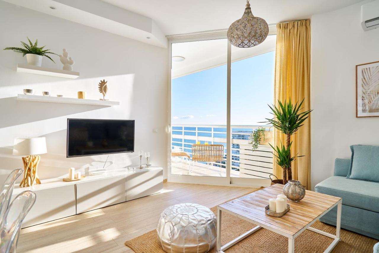 Sunset Beach Charming Apartment With Jacuzzi Τορρεμολίνος Εξωτερικό φωτογραφία