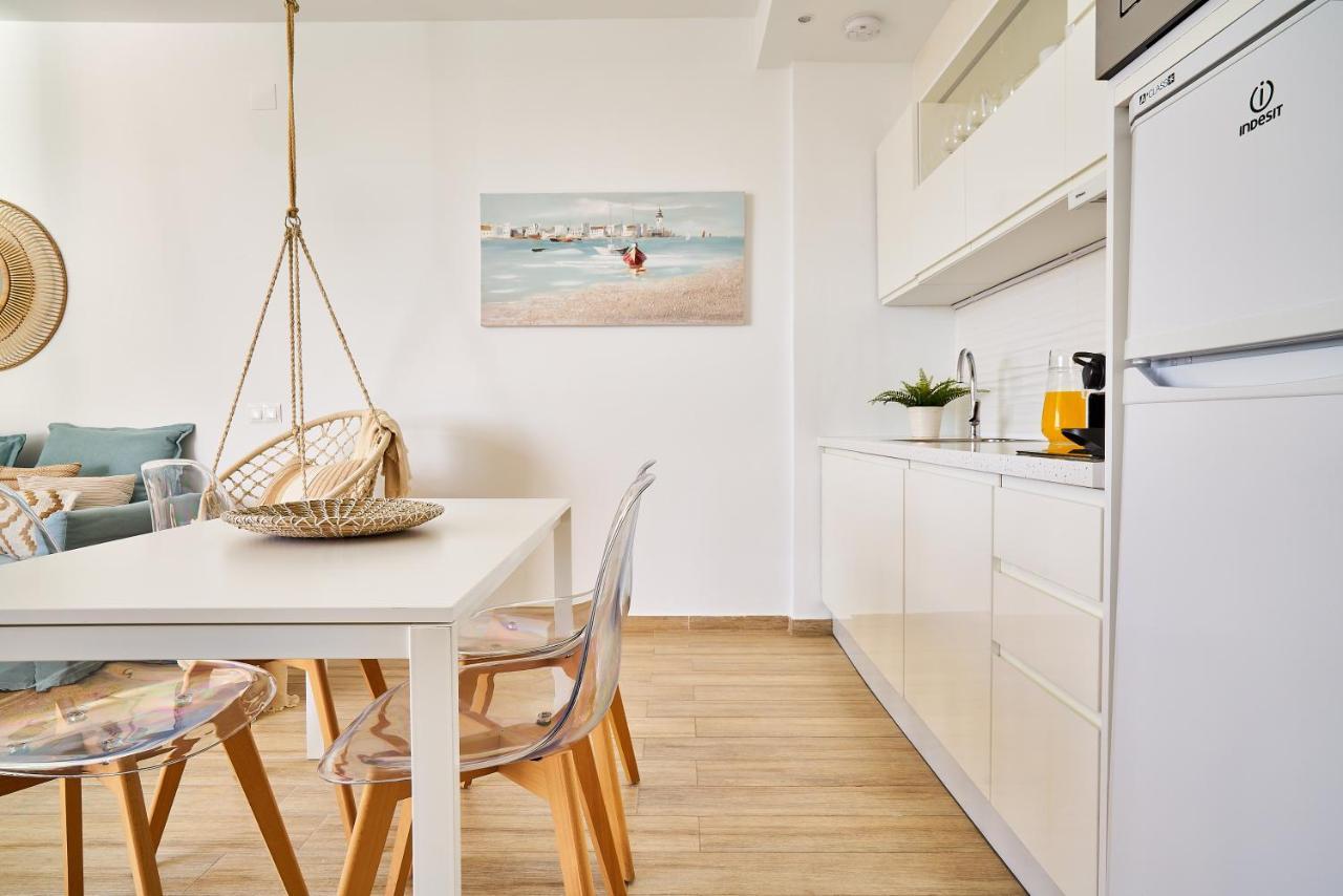 Sunset Beach Charming Apartment With Jacuzzi Τορρεμολίνος Εξωτερικό φωτογραφία