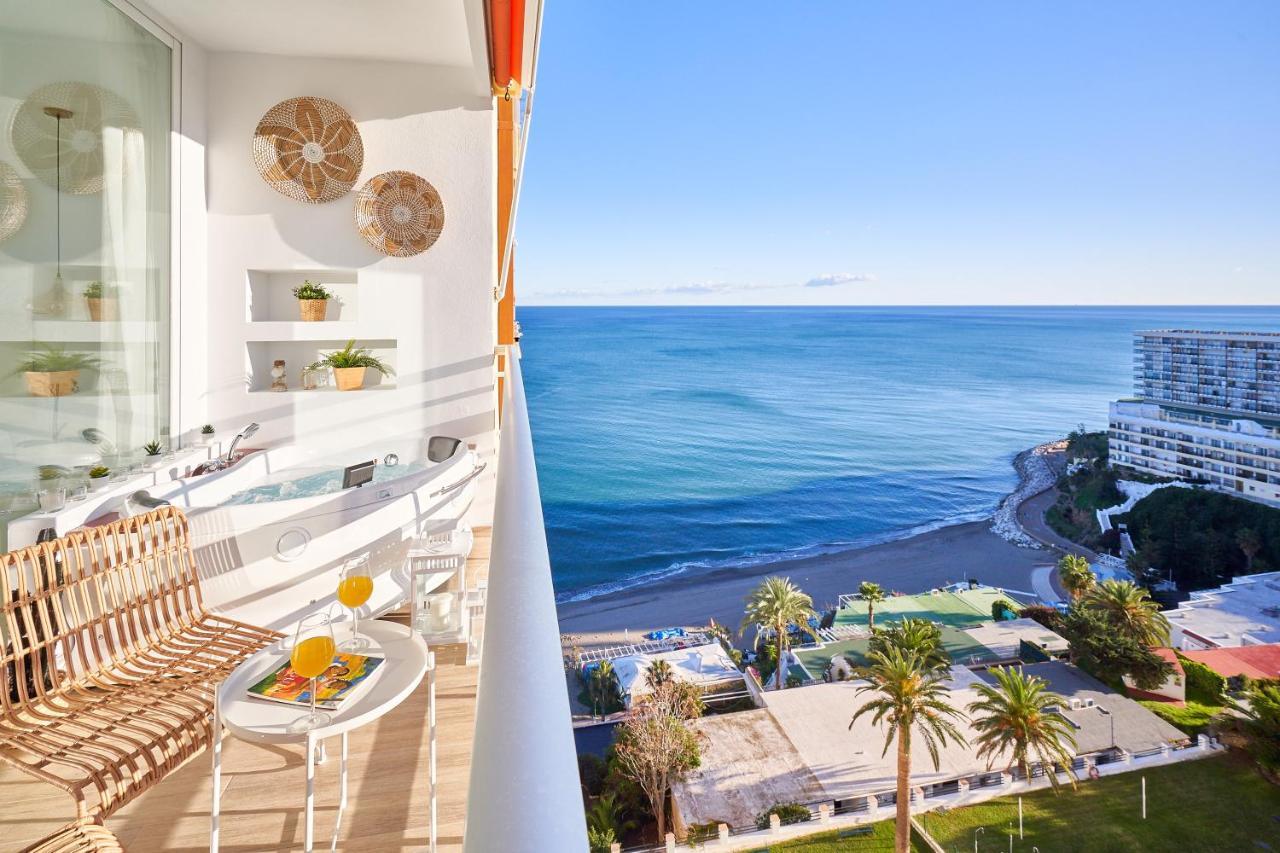 Sunset Beach Charming Apartment With Jacuzzi Τορρεμολίνος Εξωτερικό φωτογραφία