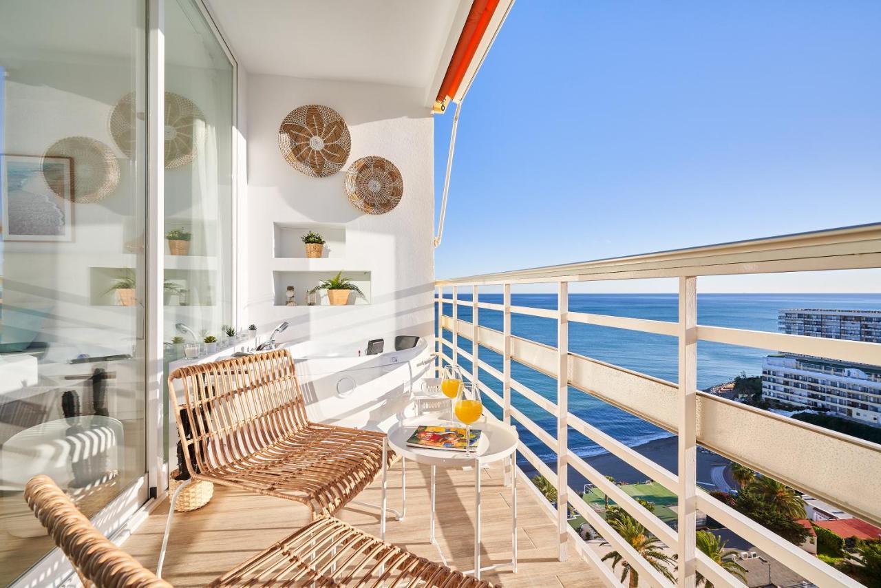 Sunset Beach Charming Apartment With Jacuzzi Τορρεμολίνος Εξωτερικό φωτογραφία