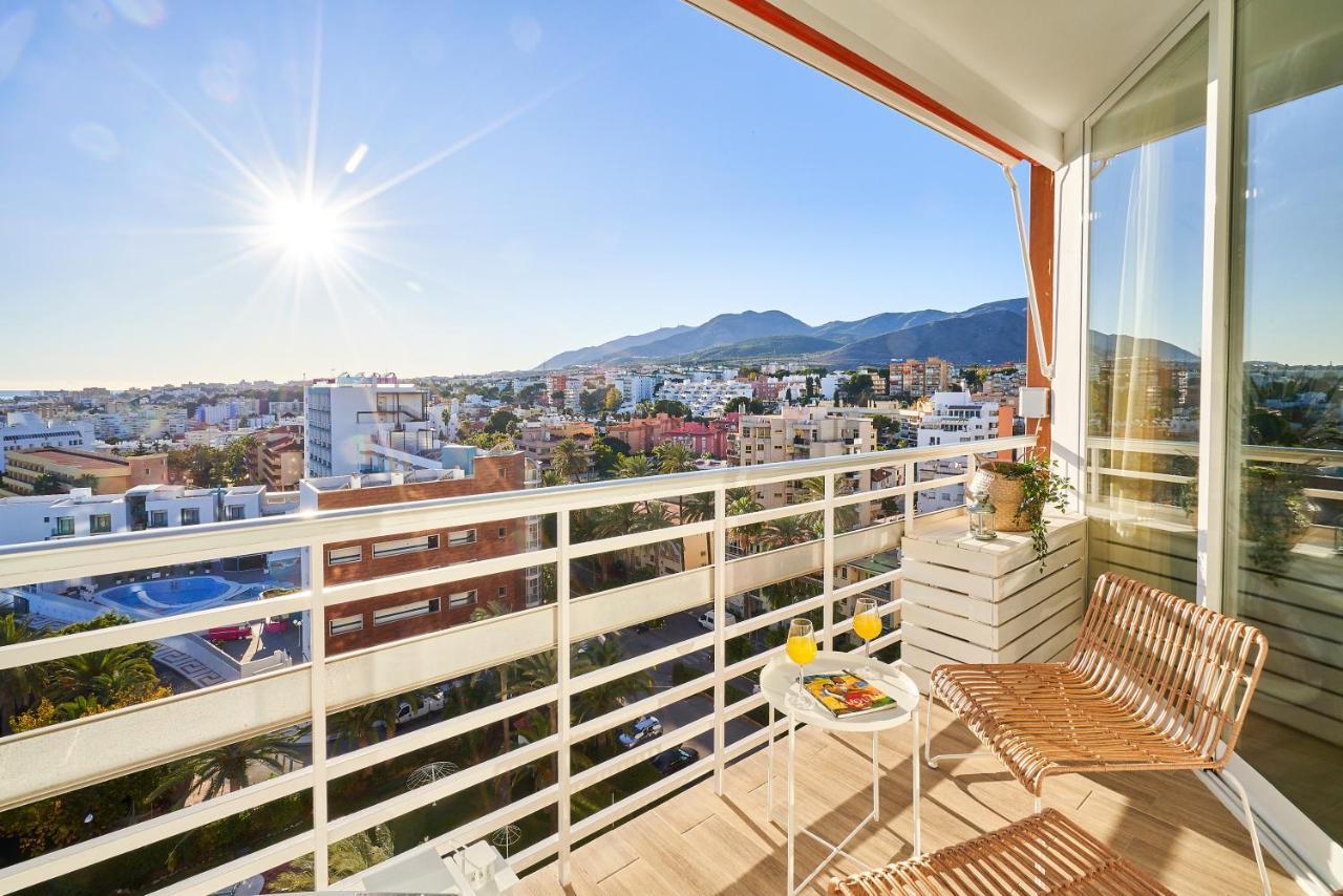 Sunset Beach Charming Apartment With Jacuzzi Τορρεμολίνος Εξωτερικό φωτογραφία