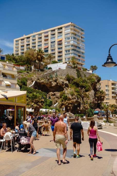 Sunset Beach Charming Apartment With Jacuzzi Τορρεμολίνος Εξωτερικό φωτογραφία